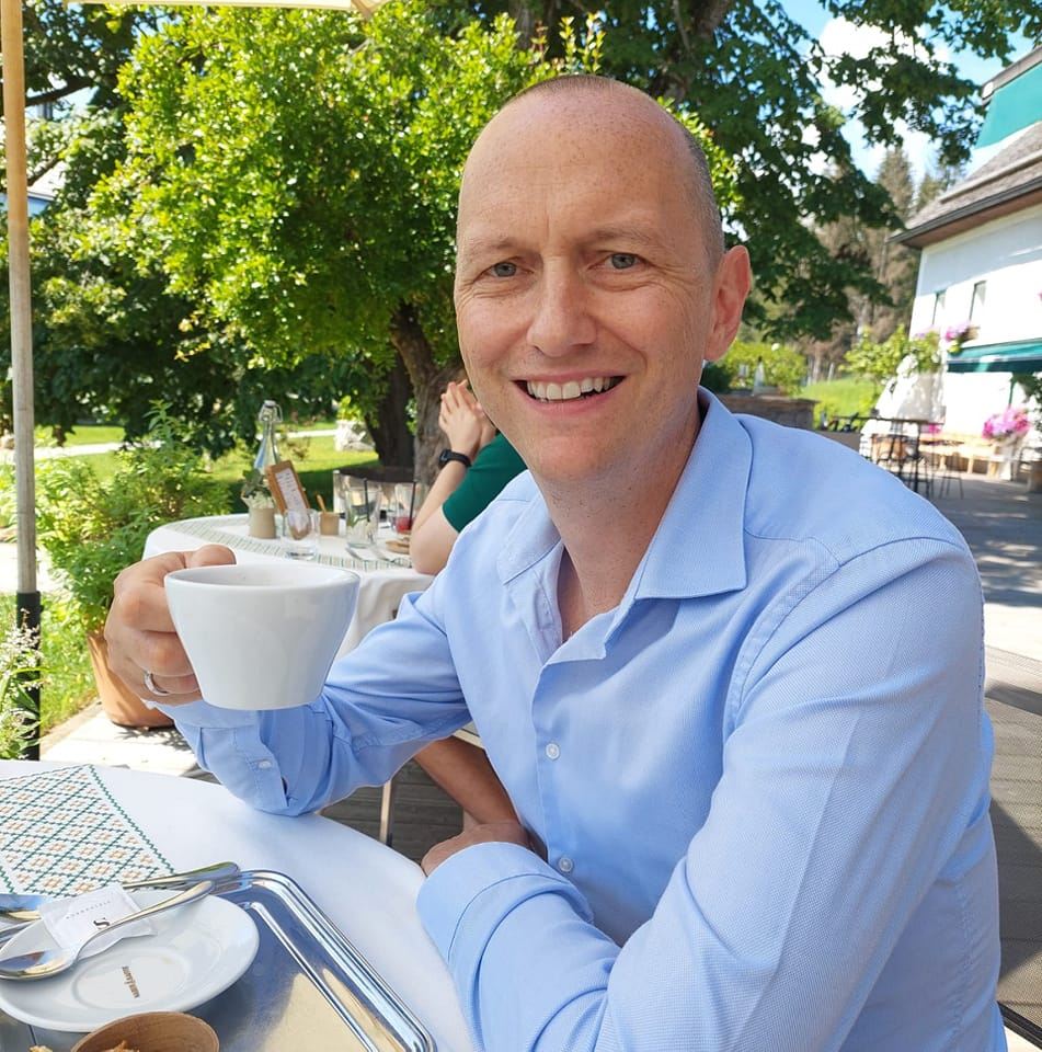 Voodoo Jürgens – Wie a Wos